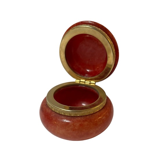 Genuine Red Alabaster Hand Carved Round Dresser Trinket Box, Made in Italy - Picture 2 of 6